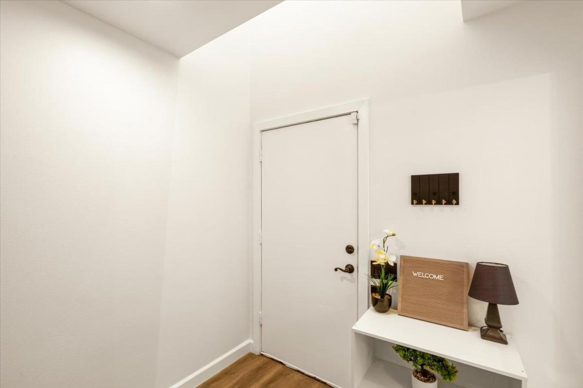Luxe 3 Story Townhome With Downtown View Near Nrg Stadium Centrally Located Walkable To Popular Restaurants Houston Buitenkant foto