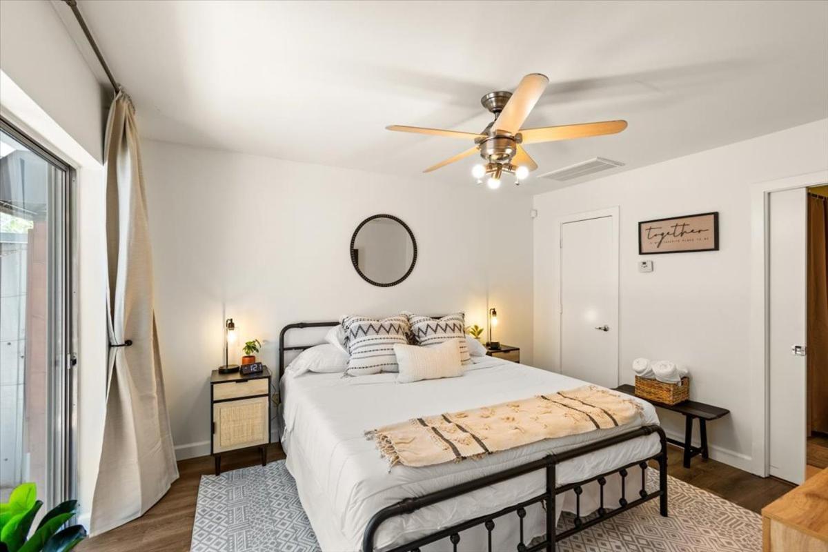 Luxe 3 Story Townhome With Downtown View Near Nrg Stadium Centrally Located Walkable To Popular Restaurants Houston Buitenkant foto